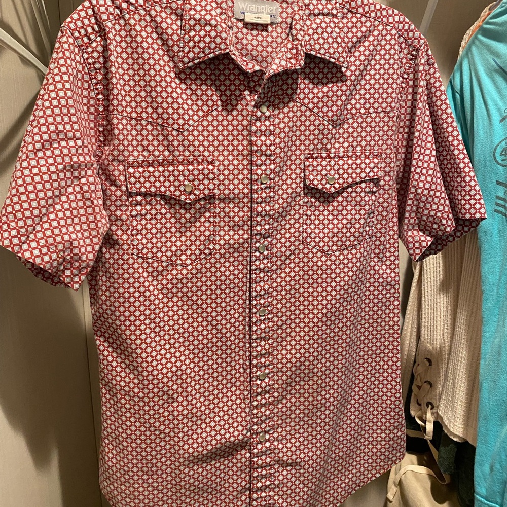 Wrangler Men's Red Patterned Shirt
